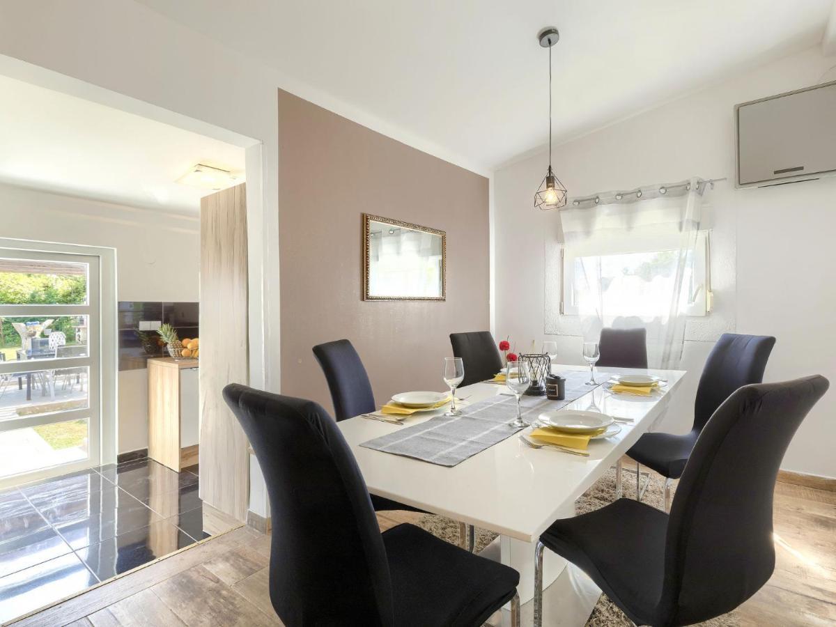 Holiday Home Alma By Interhome Šišan Εξωτερικό φωτογραφία