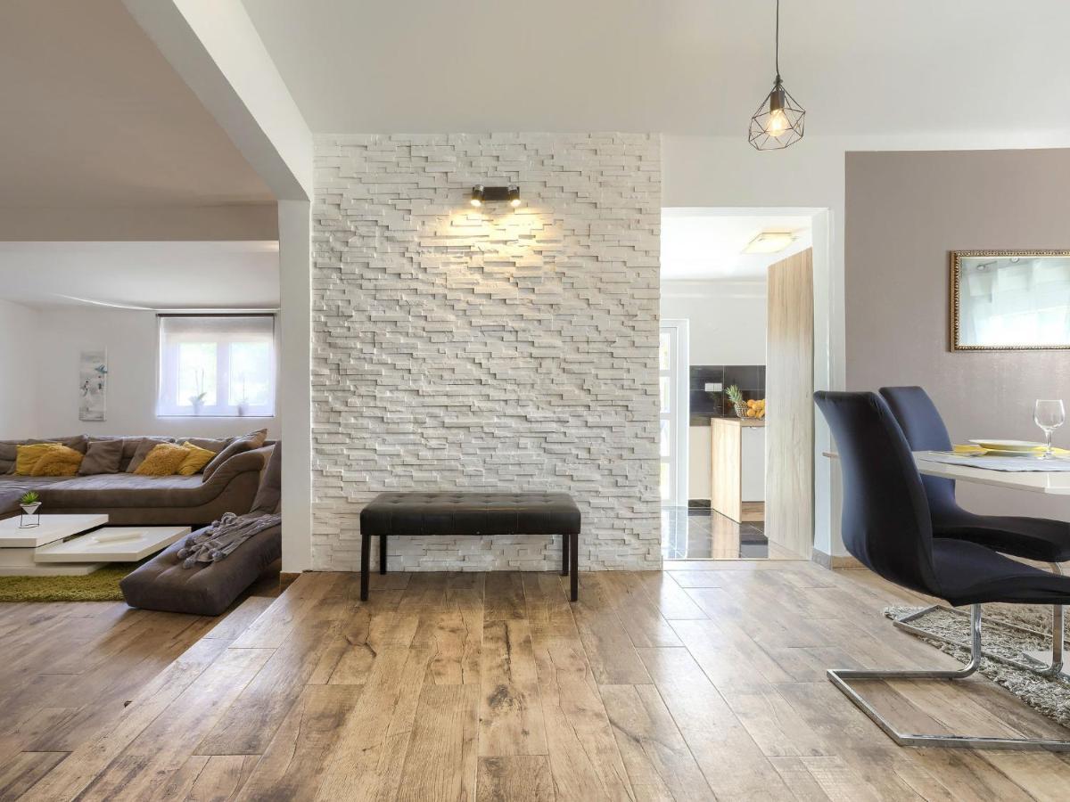 Holiday Home Alma By Interhome Šišan Εξωτερικό φωτογραφία